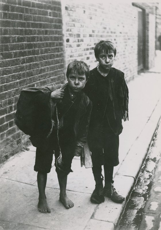 Barnfattigdom, London av English Photographer