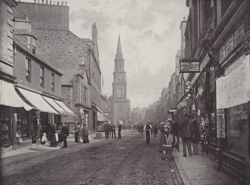 Falkirk, High Street av English Photographer