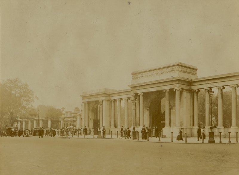 Hyde Park Corner, London av English Photographer