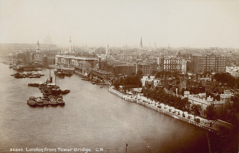 London från London Bridge av English Photographer