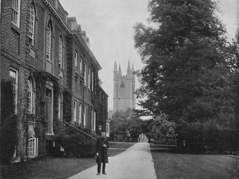 Marlborough College, Wilts av English Photographer