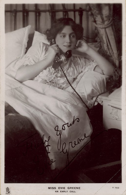 Miss Evie Greene: Ett tidigt samtal av English Photographer