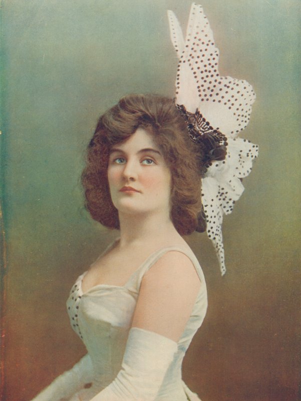 Miss Phyllis Rankin av English Photographer