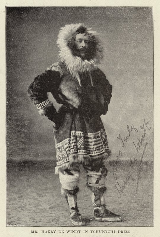 Mr Harry de Windt i Tchuktchi-klänning av English Photographer