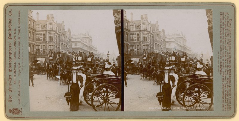Piccadilly, London av English Photographer