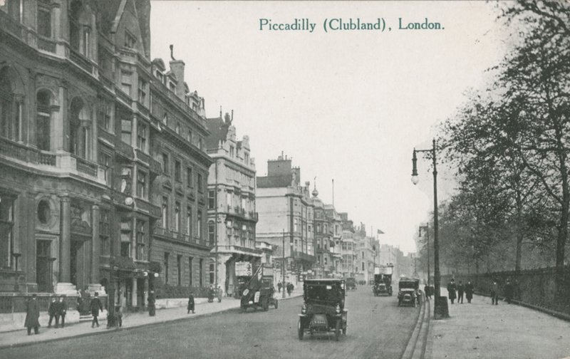 Piccadilly, London - Clubland av English Photographer