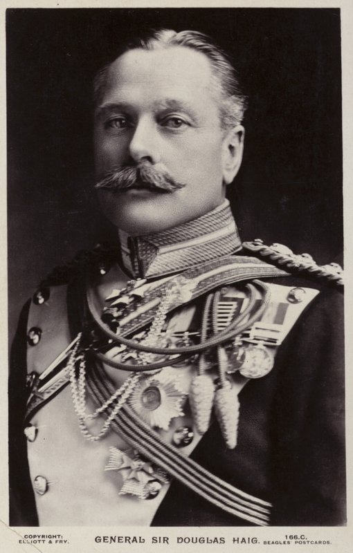 Porträtt av general Sir Douglas Haig av English Photographer