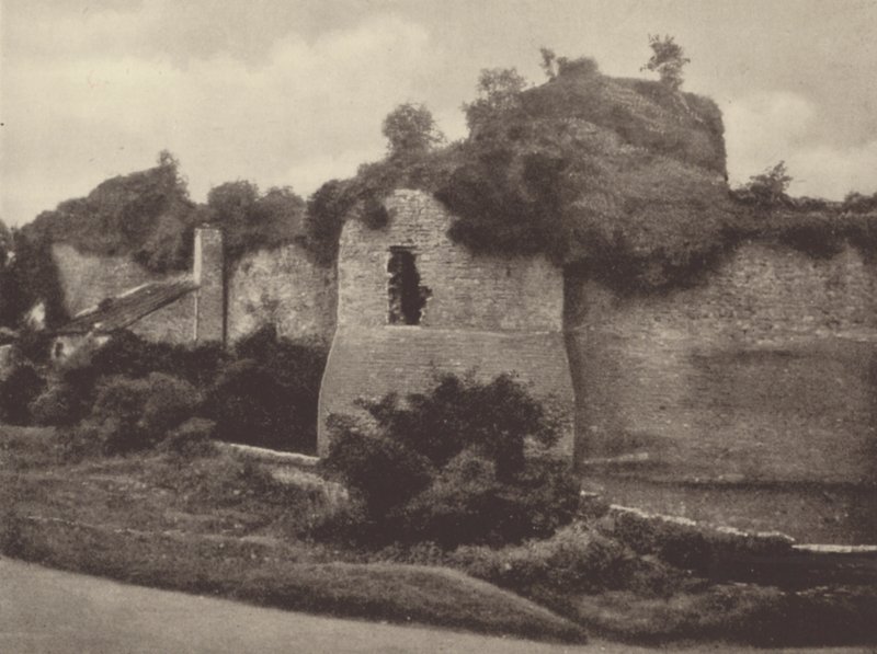 Skenfrith Castle (svartvitt foto) av English Photographer