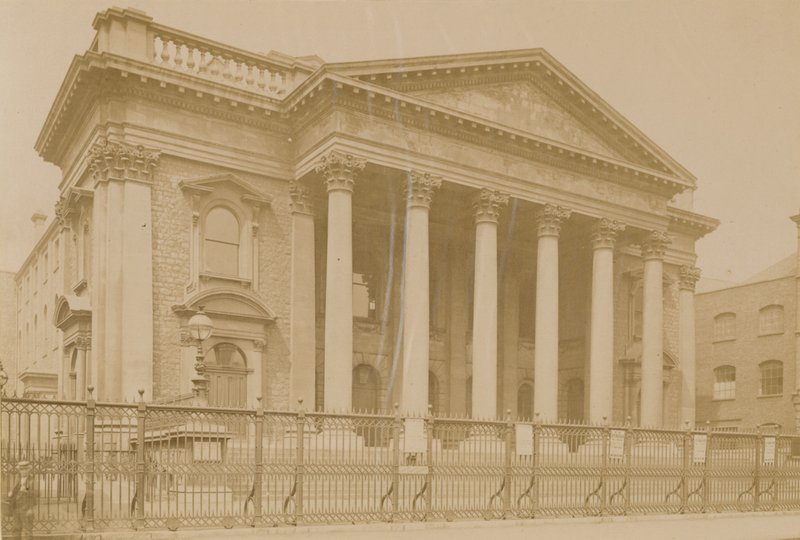 Spurgeons Tabernacle, London, cirka 1876 av English Photographer