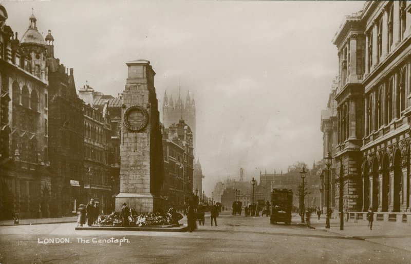 The Cenotaph, London av English Photographer