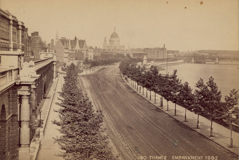 Themsen Embankment, London av English Photographer