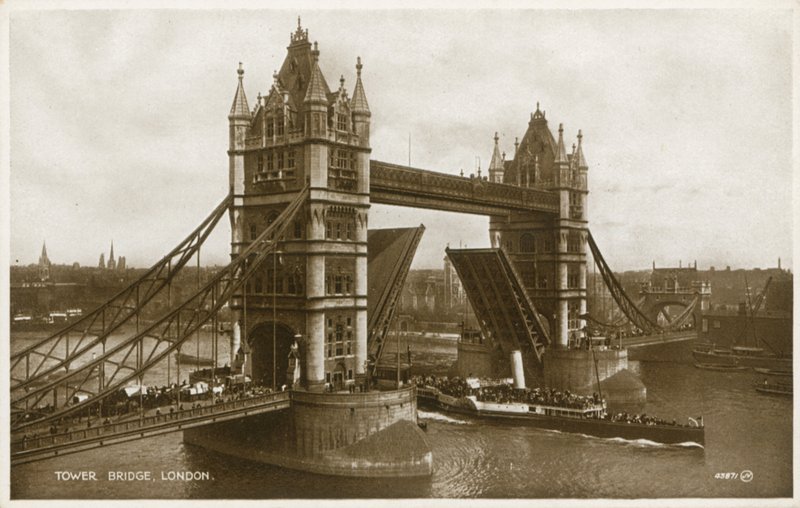 Tower Bridge, London av English Photographer