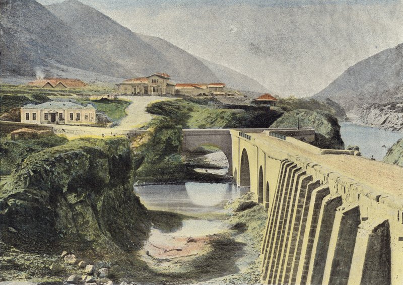 Georgia Military Road, Kazbek Station av European Photographer