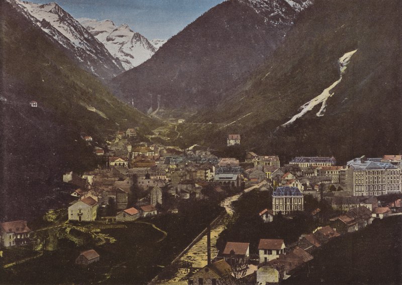 Cauterets, Utsikt Från Mamelon-Vert av European Photographer