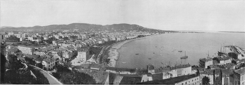 Panorama över Cannes (s/v foto) av French Photographer