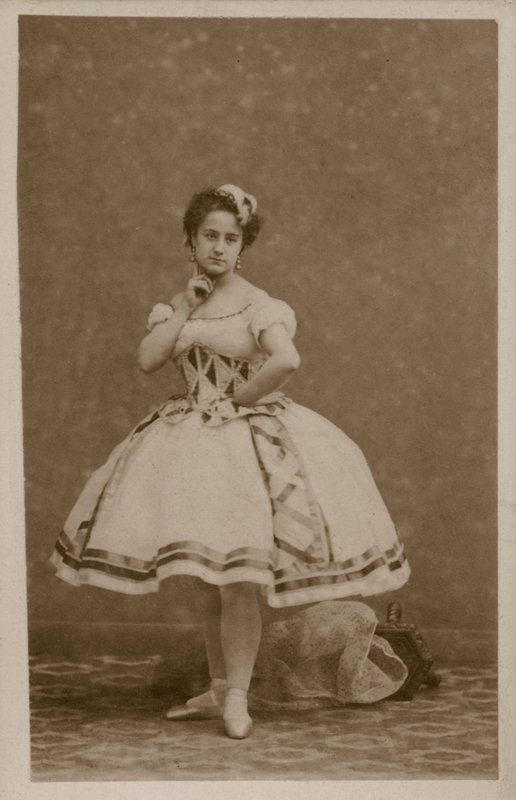 Porträtt av en dansare (s/v foto) av French Photographer
