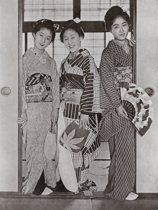 Geisha (s/v foto) av Herbert Ponting