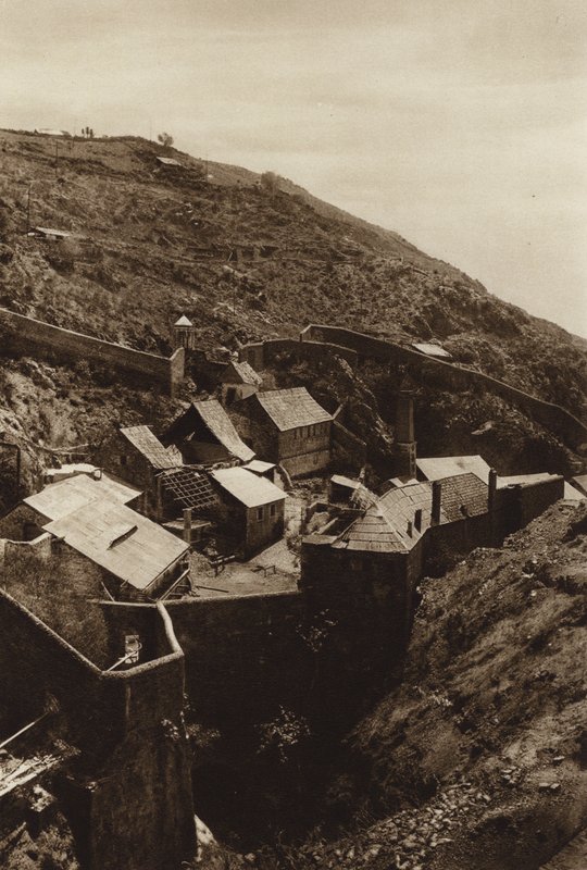 Mexiko: Pachuca, f.d. spansk gruva (svartvitt foto) av Hugo Brehme