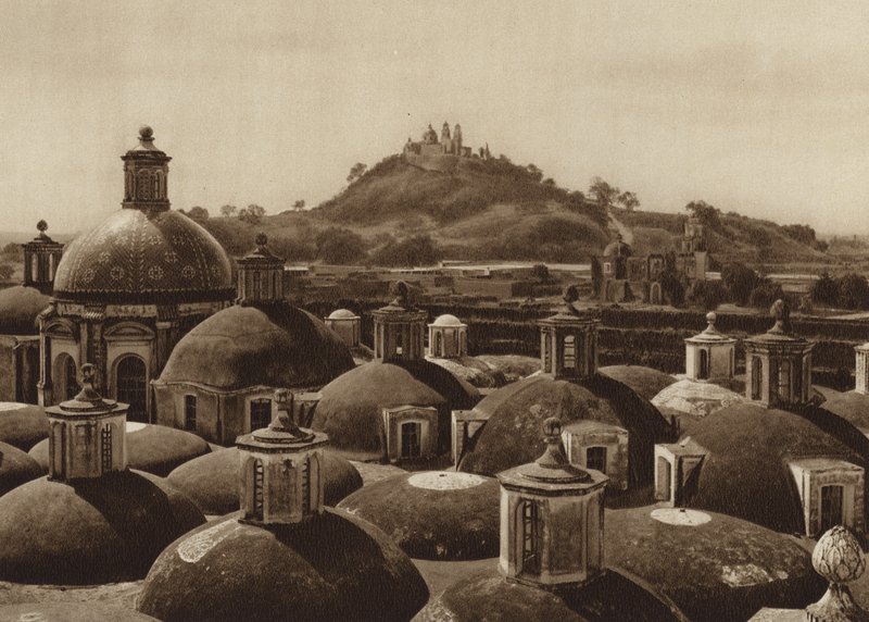 Mexiko: Piramide de Cholula (svartvitt foto) av Hugo Brehme