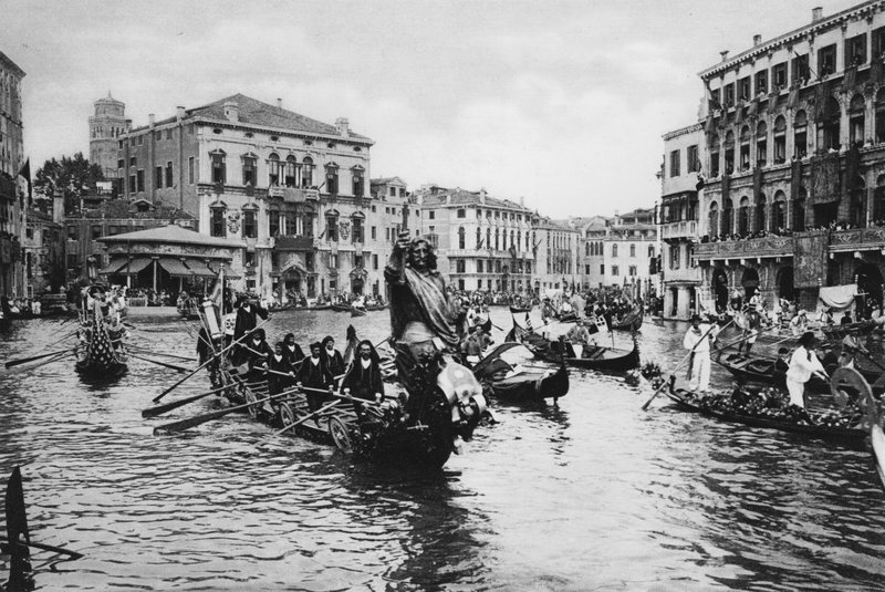 Venedig, Canal Grande i hyllning (s/v foto) av Italian Photographer