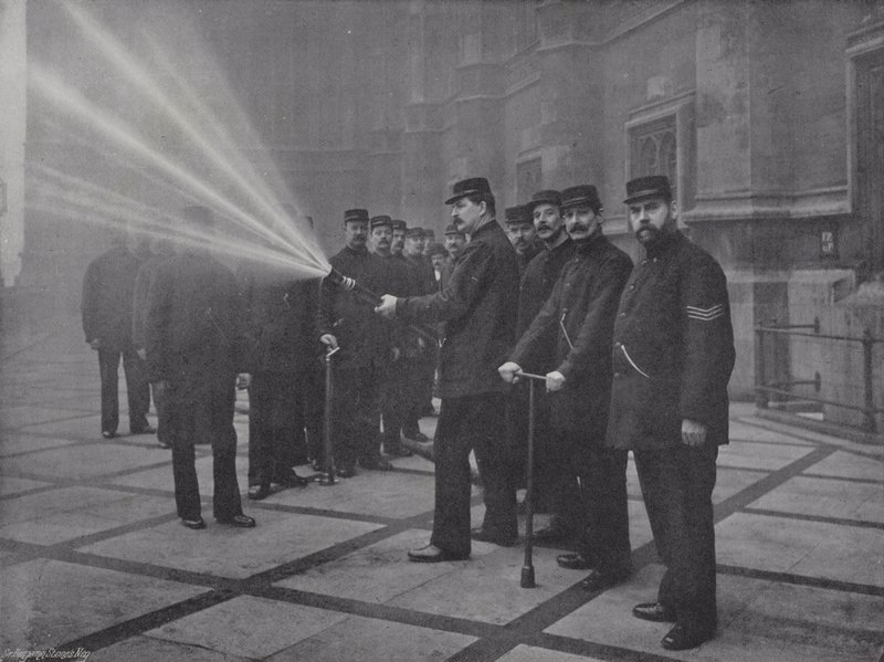 Nattbrandkåren av J. Benjamin Stone