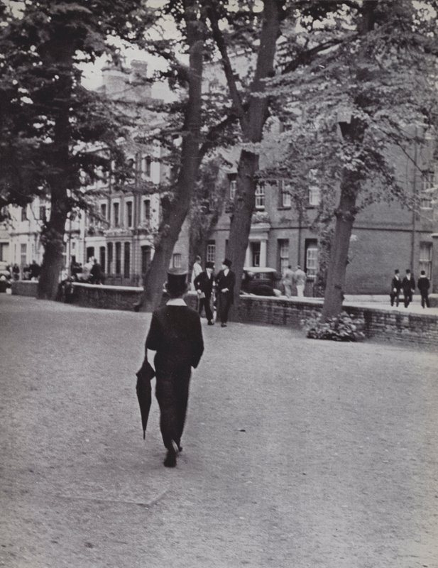 Eton, Between Schools (s/v foto) av Laszlo Moholy Nagy