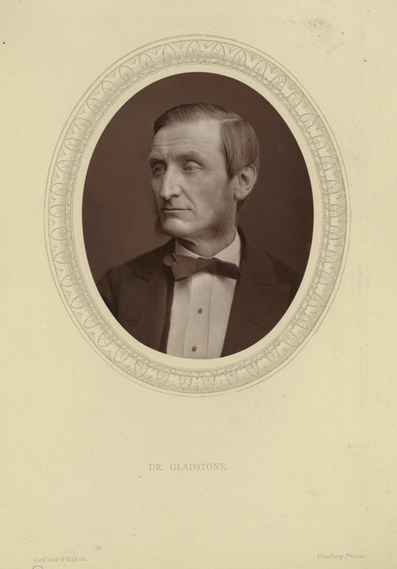 Porträtt av John Hall Gladstone av Lock and Whitfield